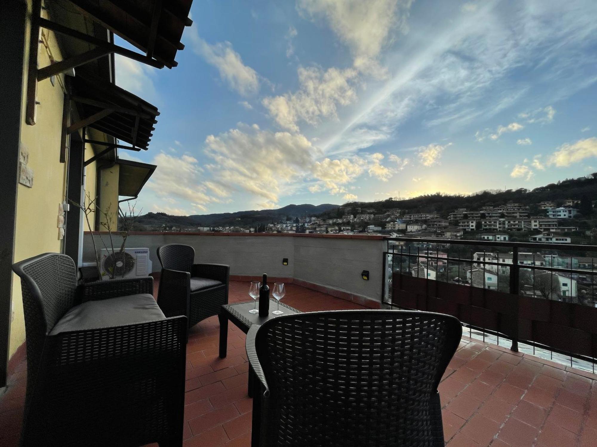 Sesto Piano Apartment Incisa in Val d'Arno Exterior photo