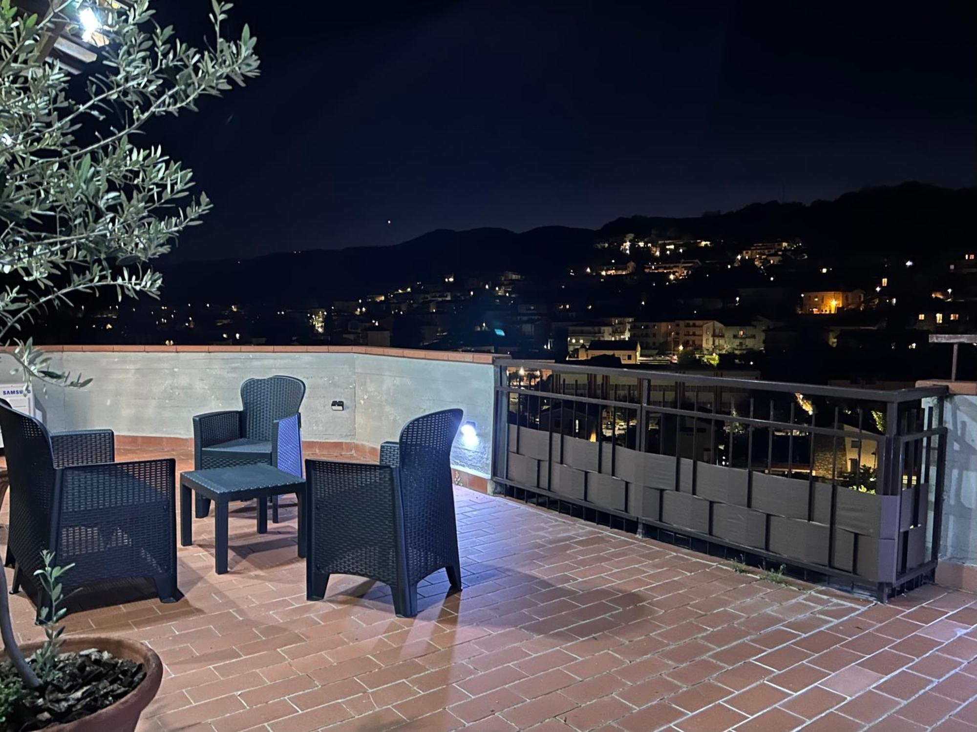 Sesto Piano Apartment Incisa in Val d'Arno Exterior photo